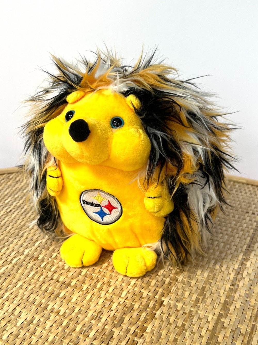 Forever Collectibles (FOCO) NFL Pittsburgh Steelers plush fuzzy plush hedgehog